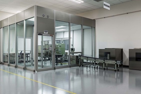 VÌ SAO SÀN PU ĐƯỢC ƯA CHUỘNG TRONG KHO ĐÔNG LẠNH?