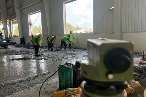 CÔNG NGHỆ THI CÔNG SÀN SIÊU PHẲNG FM3 – QUY TRÌNH CHUẨN TẠI NAI PHÚC