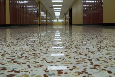 ỨNG DỤNG CỦA SÀN TERRAZZO TRONG KHÔNG GIAN NHÀ XƯỞNG